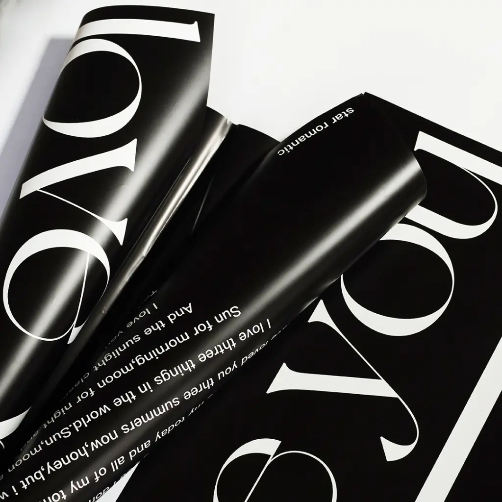LOVE-08-BLACK.webp